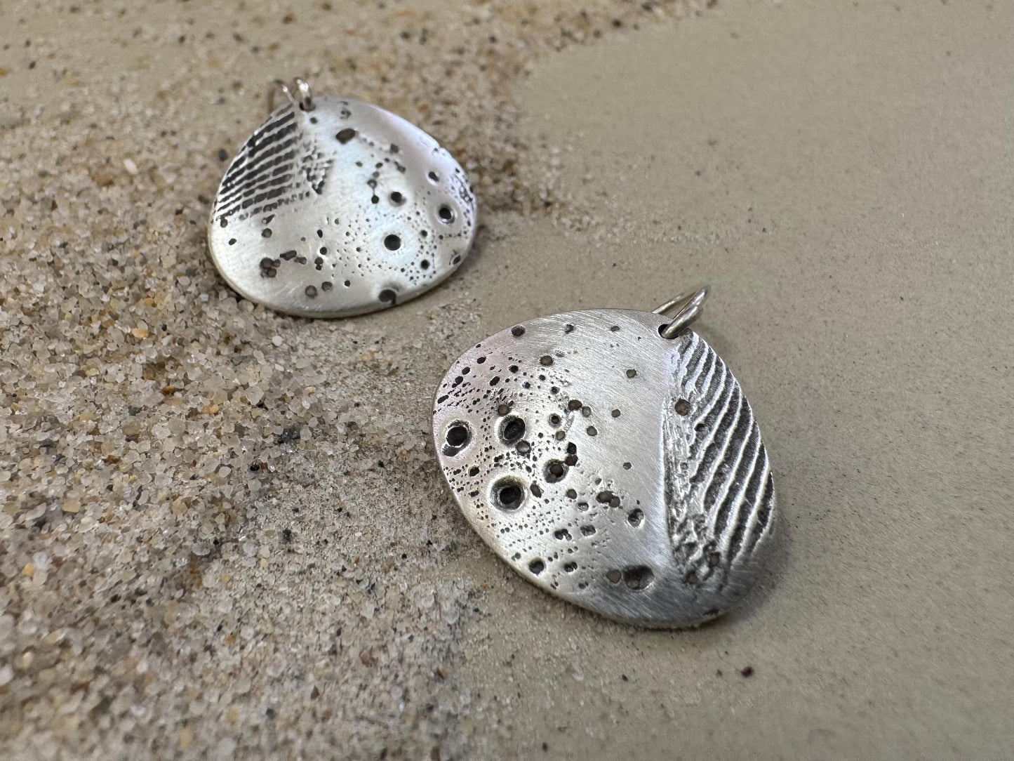 Silver seashell "fossil" and sand impression earrings