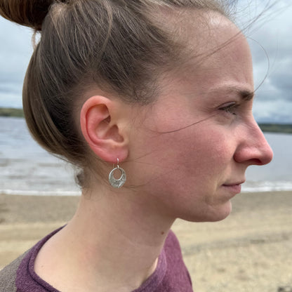 Small rock textured chunky silver hoops